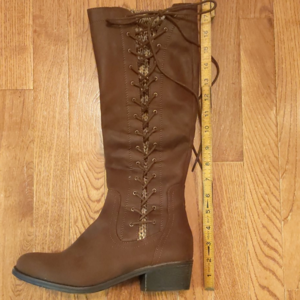 Lace up boots